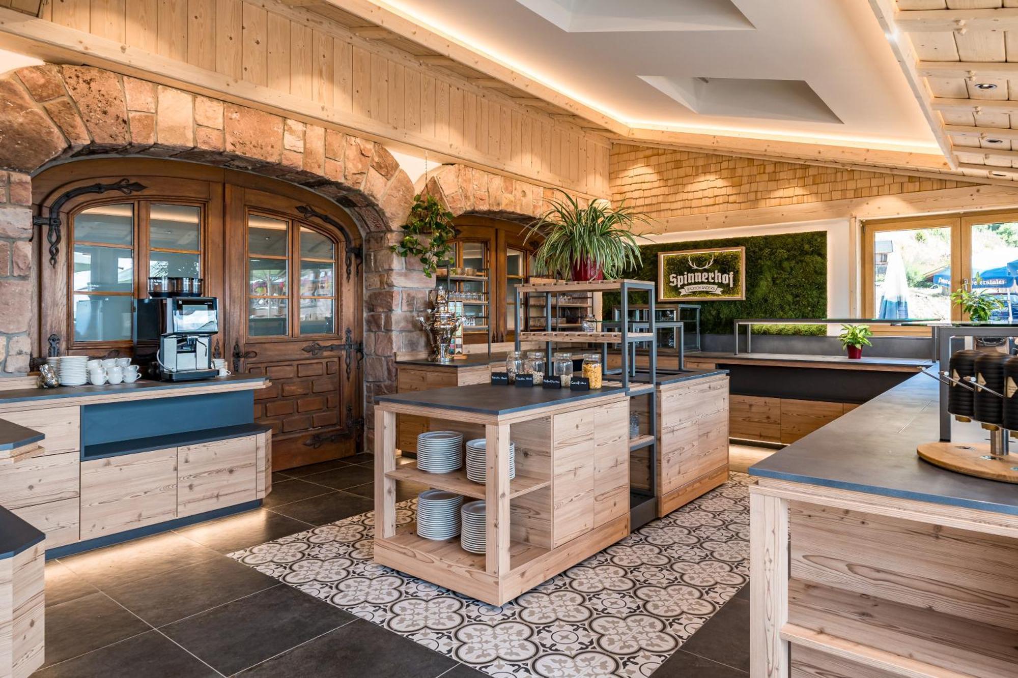 סאסבאכוואלדן Hotel Spinnerhof מראה חיצוני תמונה